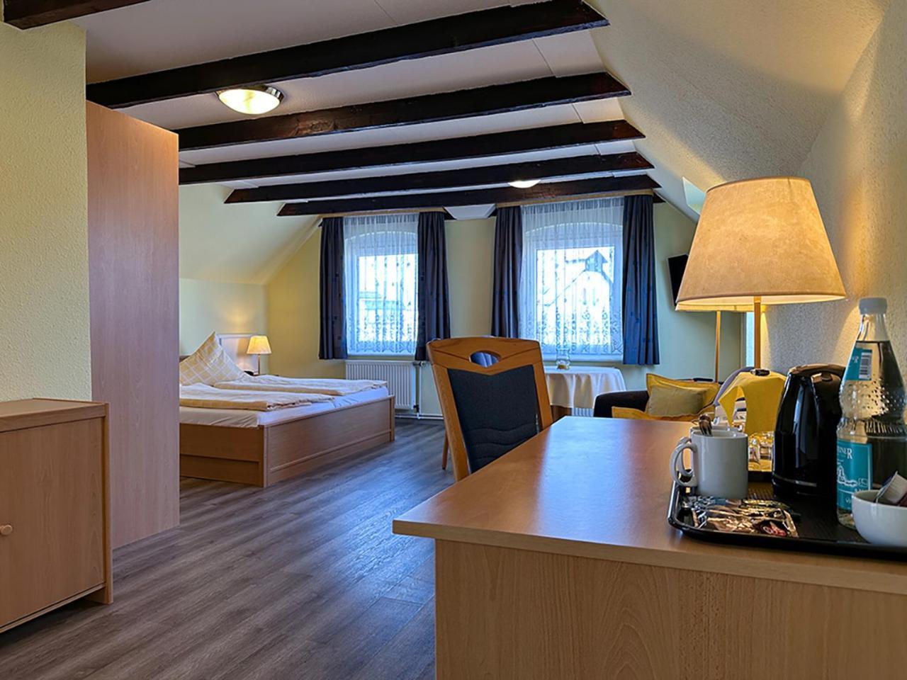 Hotel Graf Waldersee Borkum Esterno foto
